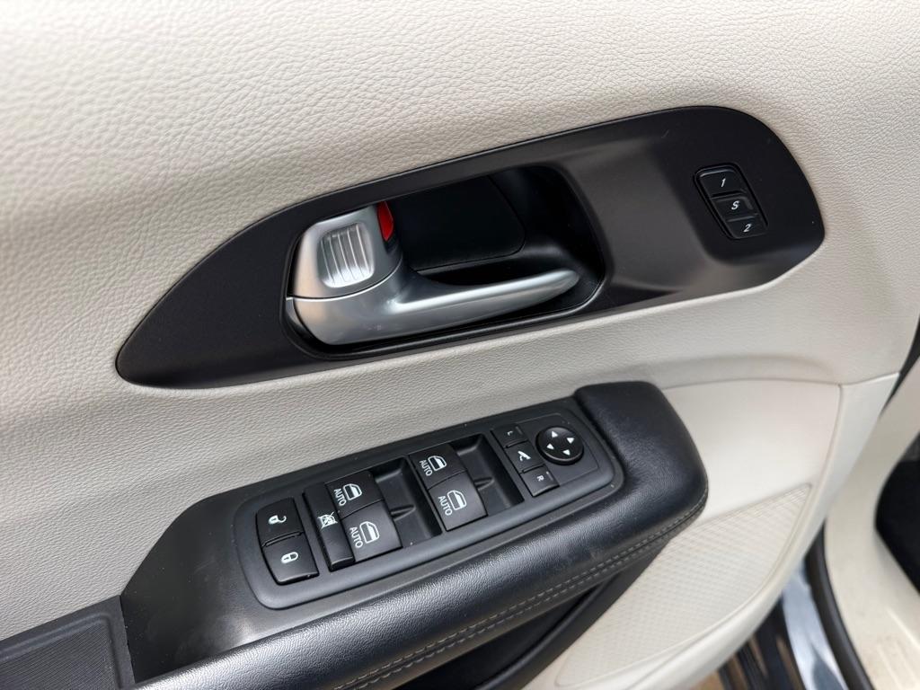 Chrysler Pacifica Limited 2020