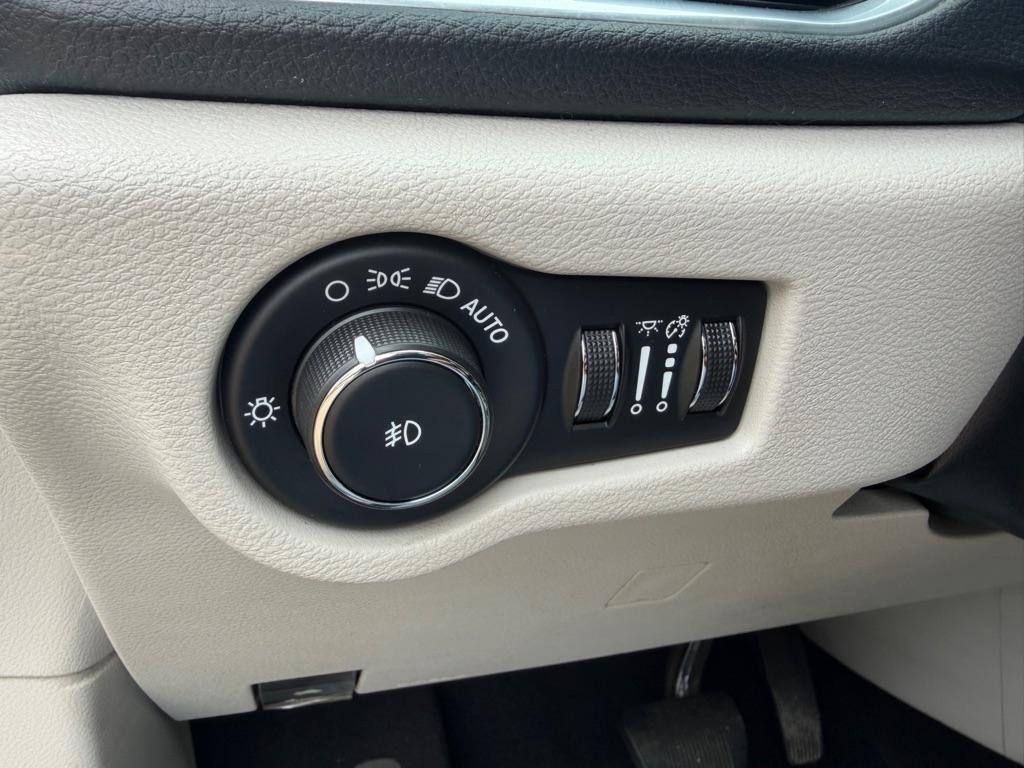 Chrysler Pacifica Limited 2020