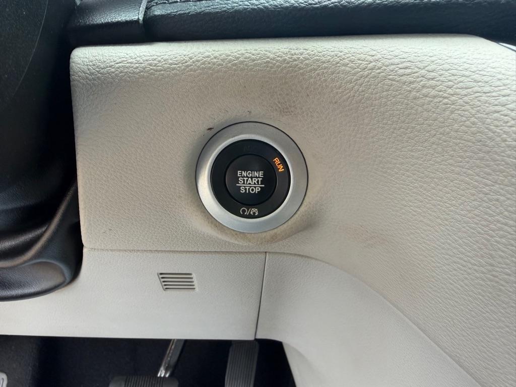 Chrysler Pacifica Limited 2020