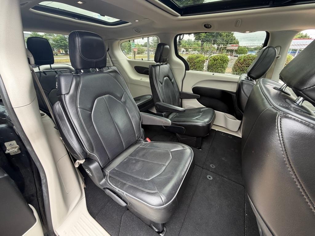 Chrysler Pacifica Limited 2020