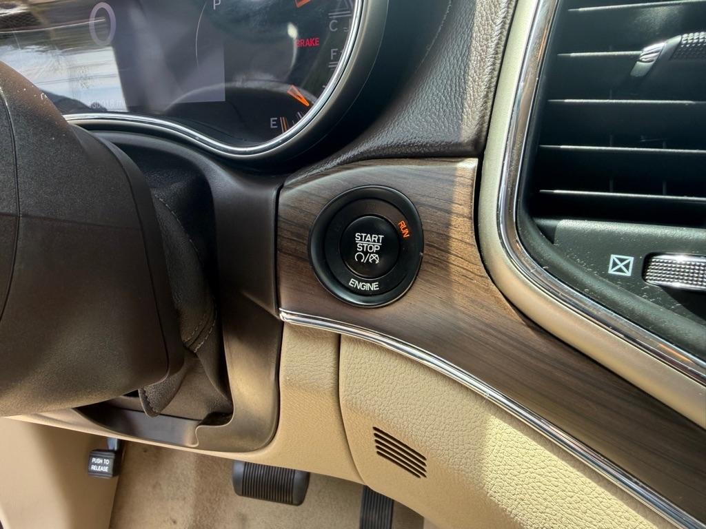 Jeep Grand Cherokee Overland 2WD 2015