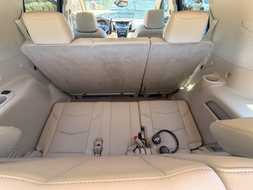 Cadillac Escalade Premium 4WD 2015