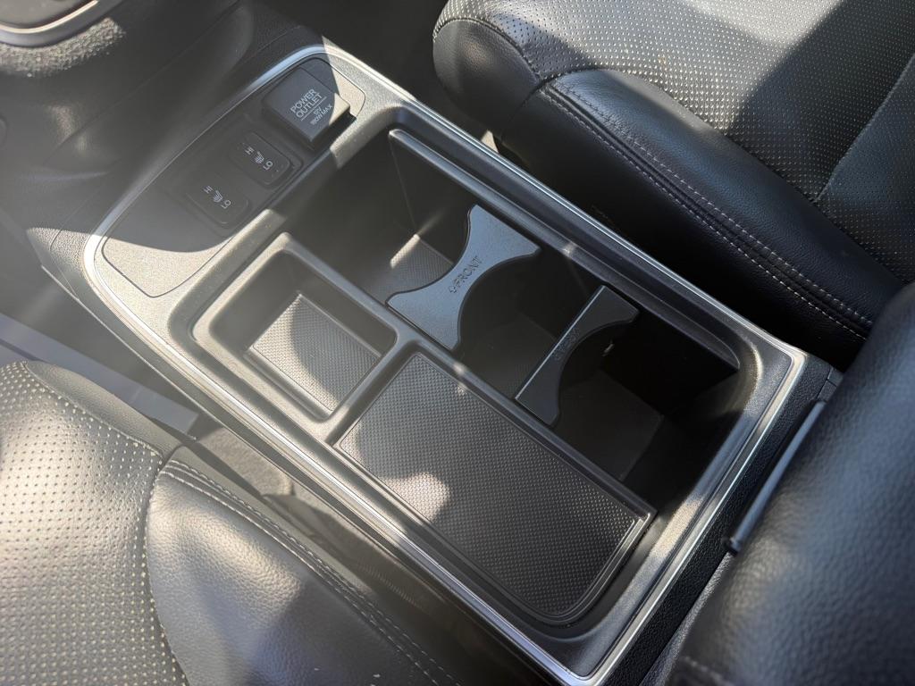 Honda CR-V Touring 2WD 2015