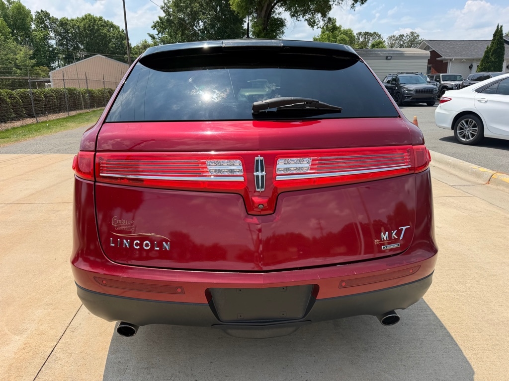 Lincoln MKT 3.5L with EcoBoost AWD 2013