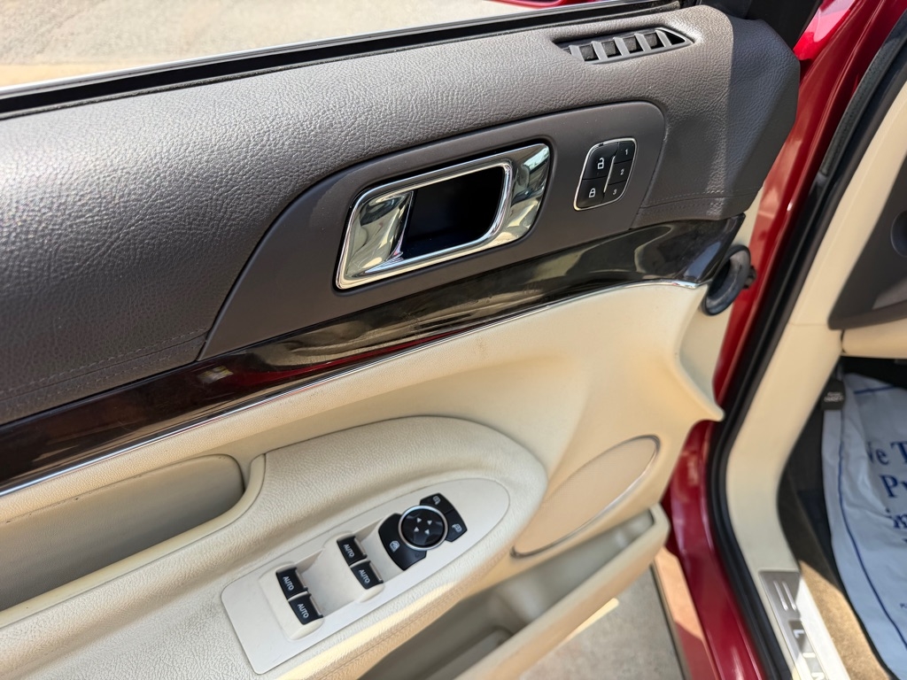 Lincoln MKT 3.5L with EcoBoost AWD 2013