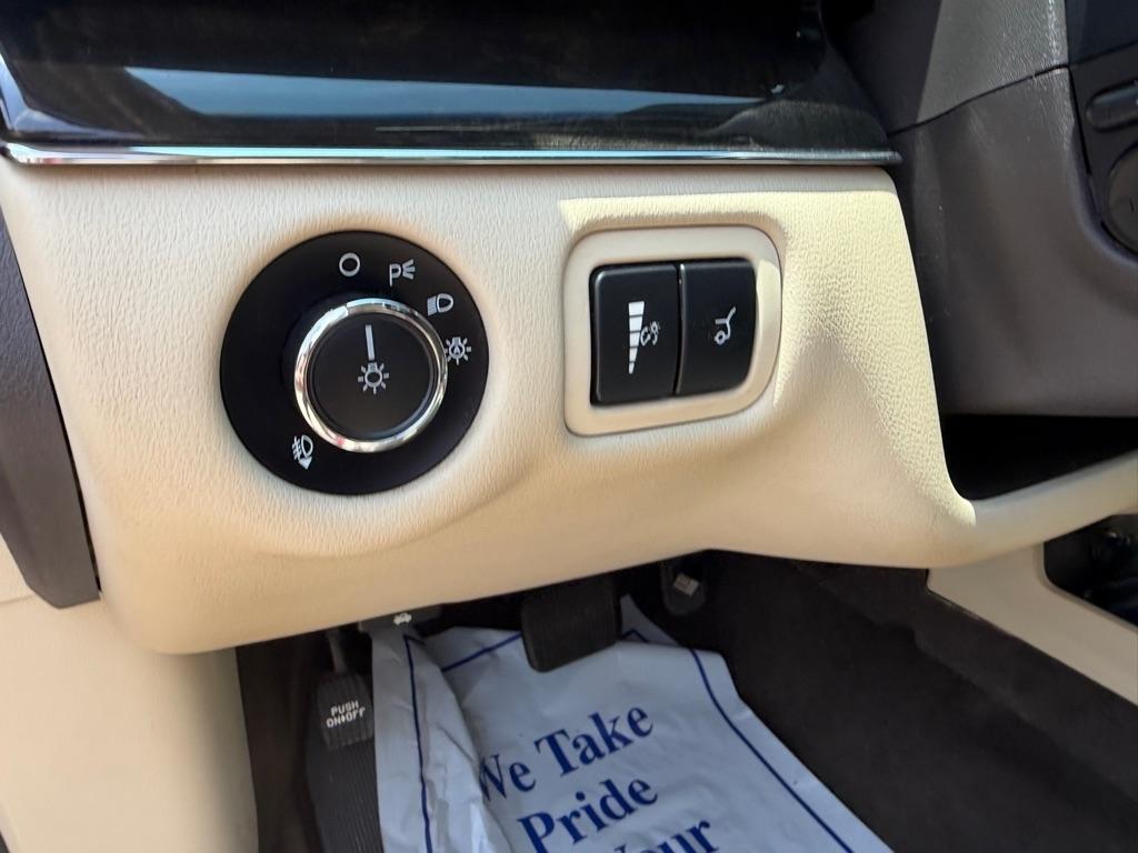 Lincoln MKT 3.5L with EcoBoost AWD 2013