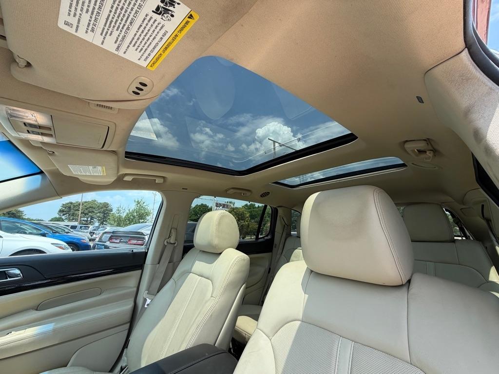 Lincoln MKT 3.5L with EcoBoost AWD 2013