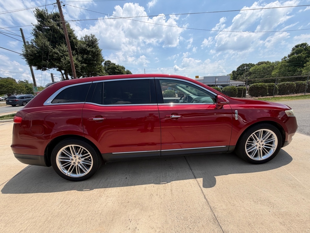 Lincoln MKT 3.5L with EcoBoost AWD 2013