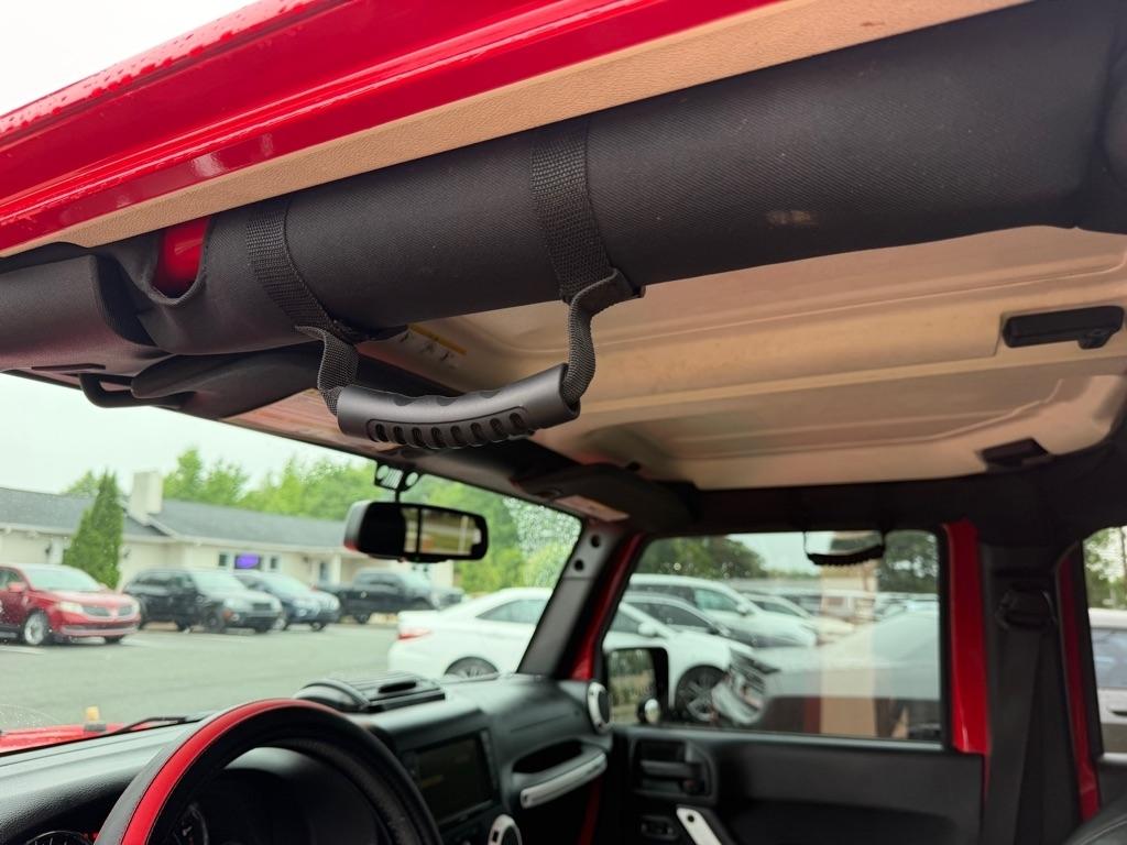 Jeep Wrangler Unlimited Sahara 4WD 2015
