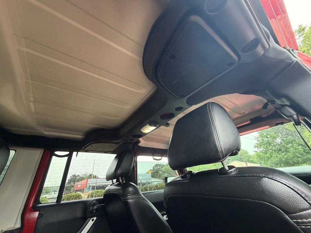 Jeep Wrangler Unlimited Sahara 4WD 2015