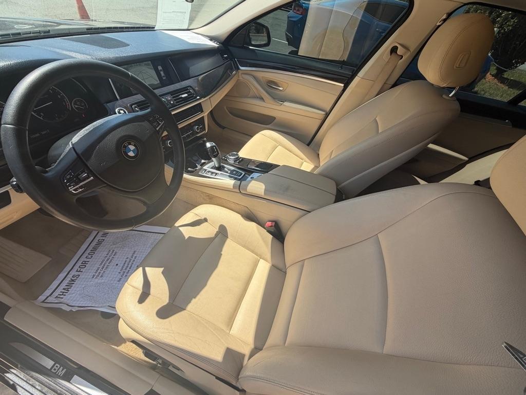 BMW 5-Series 528i 2014