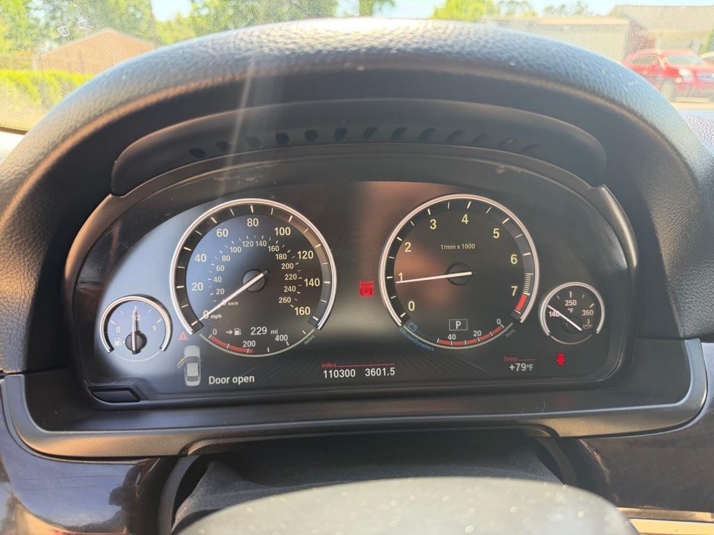 BMW 5-Series 528i 2014