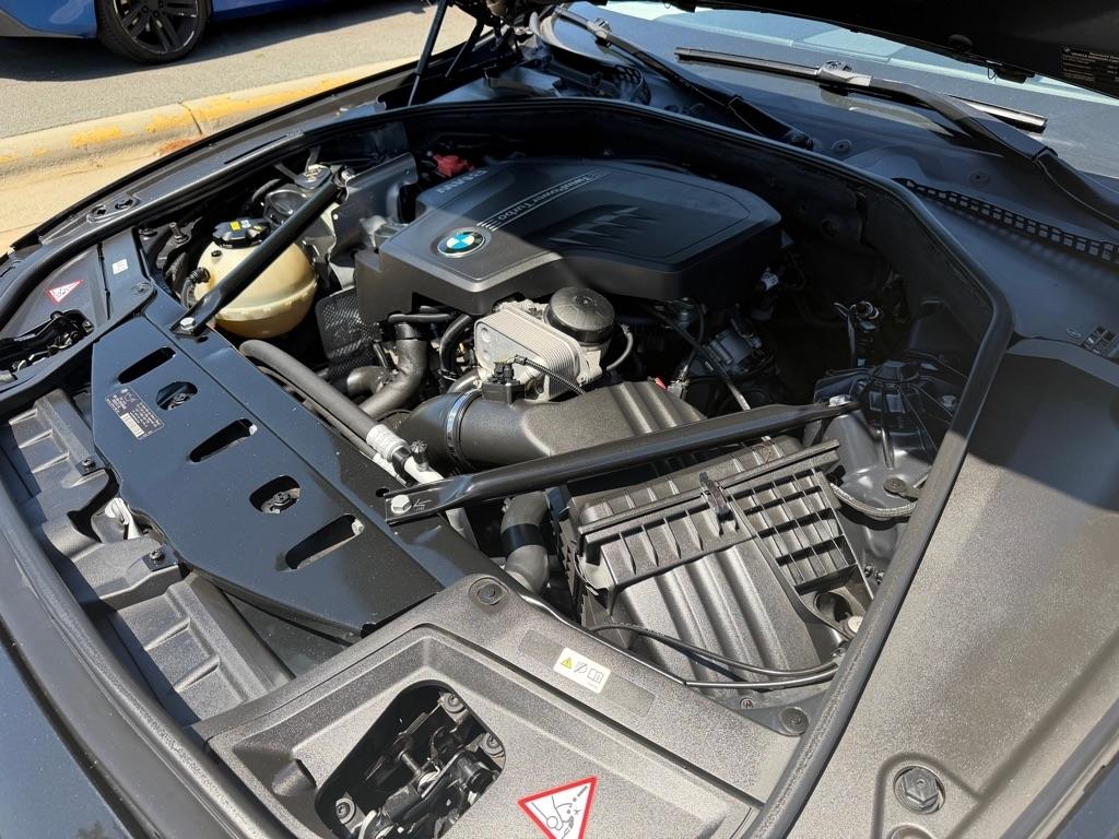 BMW 5-Series 528i 2014