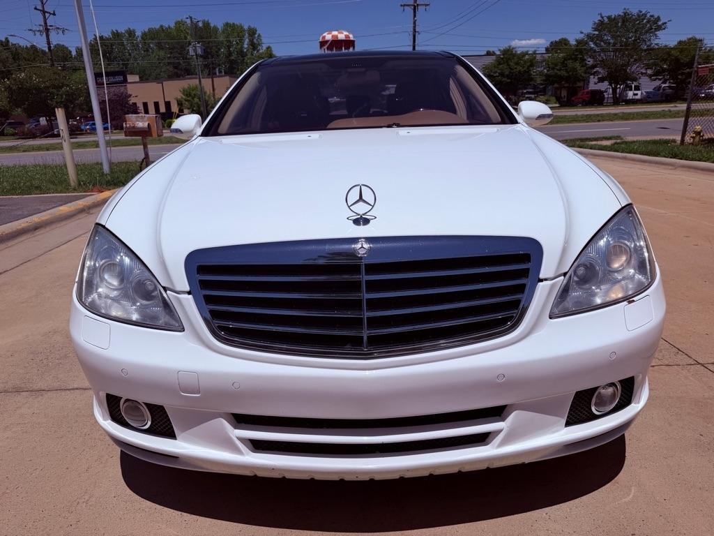 Mercedes-Benz S-Class S550 2007