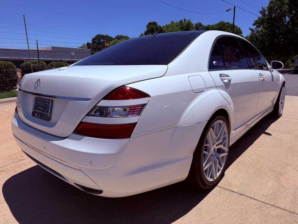 Mercedes-Benz S-Class S550 2007