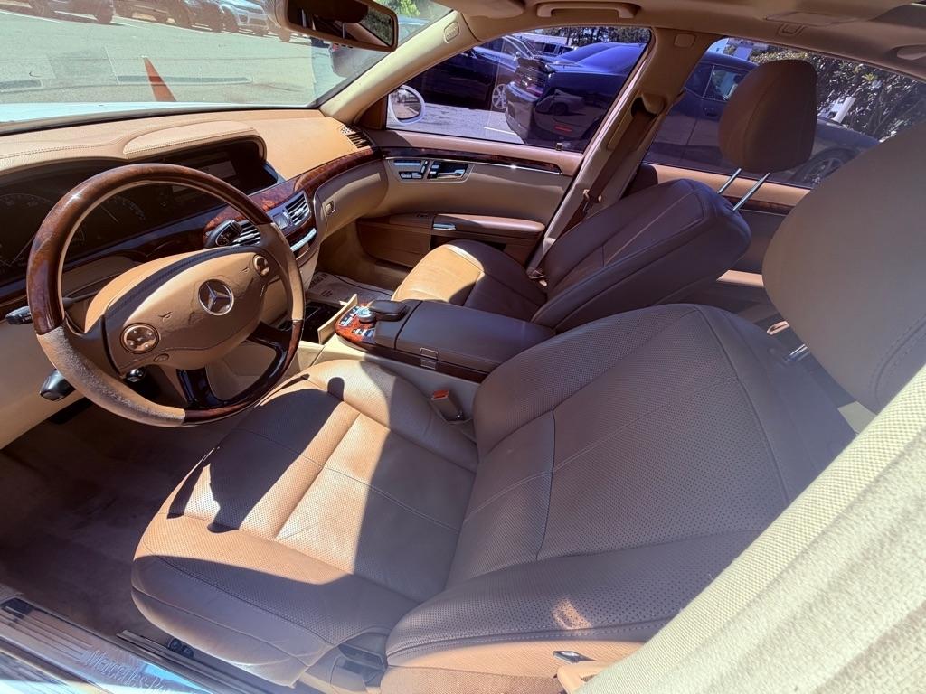 Mercedes-Benz S-Class S550 2007