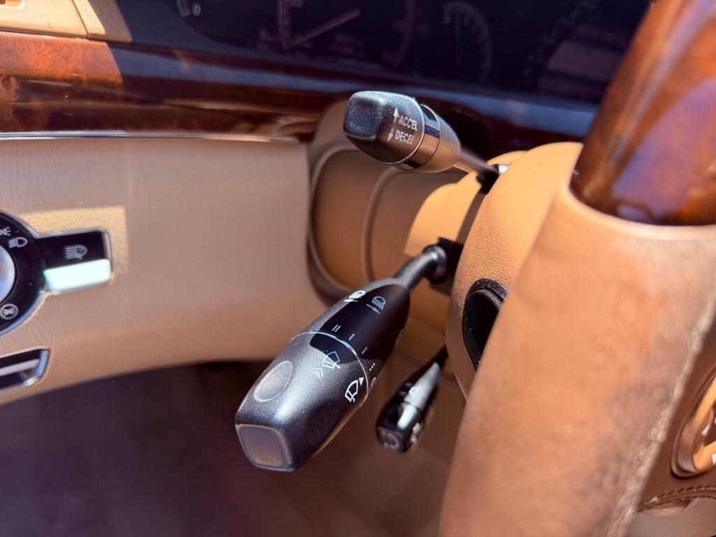 Mercedes-Benz S-Class S550 2007