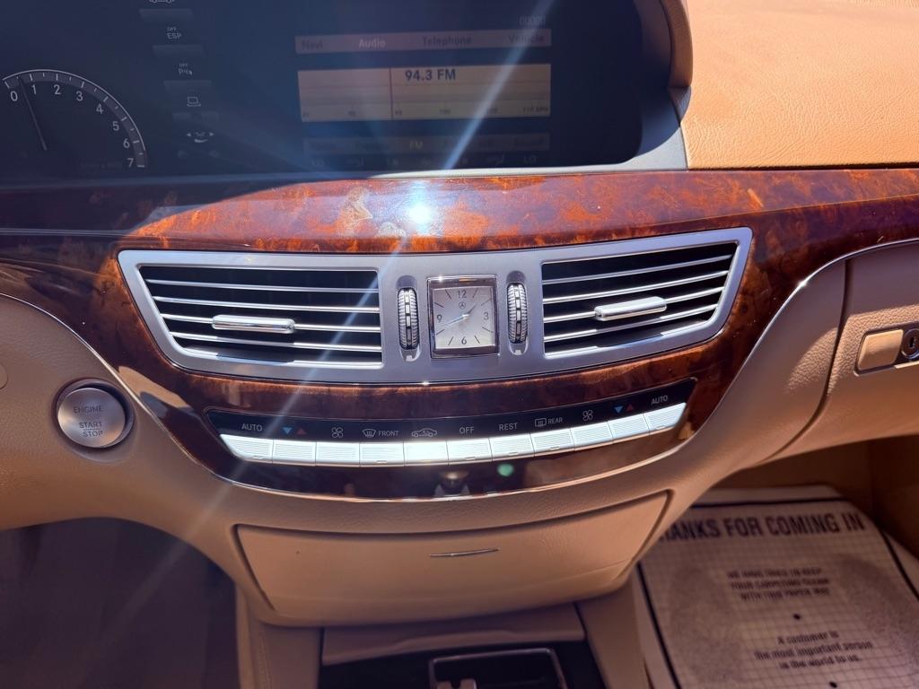 Mercedes-Benz S-Class S550 2007