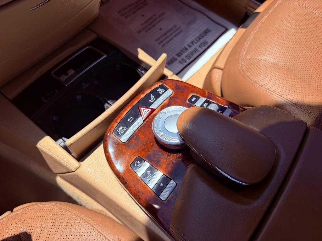 Mercedes-Benz S-Class S550 2007