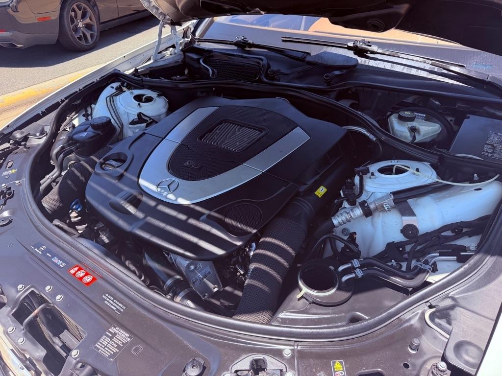 Mercedes-Benz S-Class S550 2007