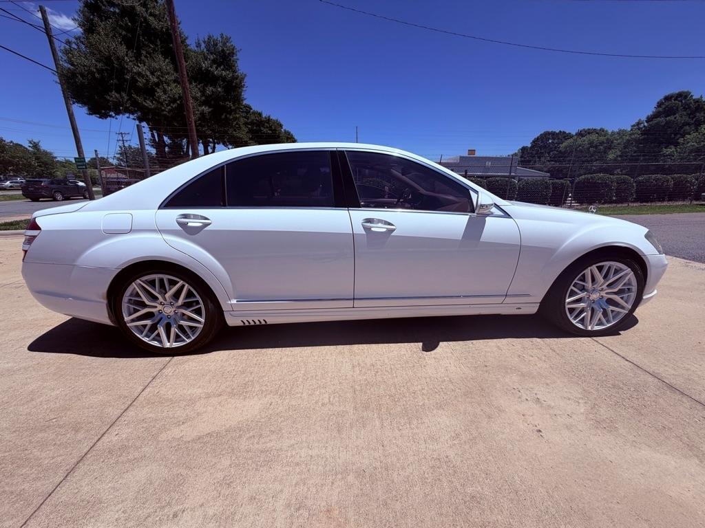 Mercedes-Benz S-Class S550 2007