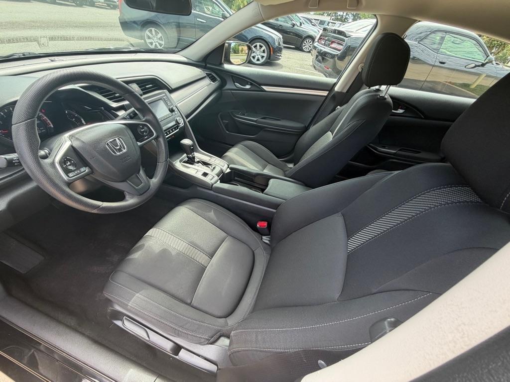 Honda Civic LX Sedan CVT 2017