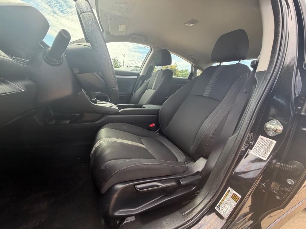 Honda Civic LX Sedan CVT 2017