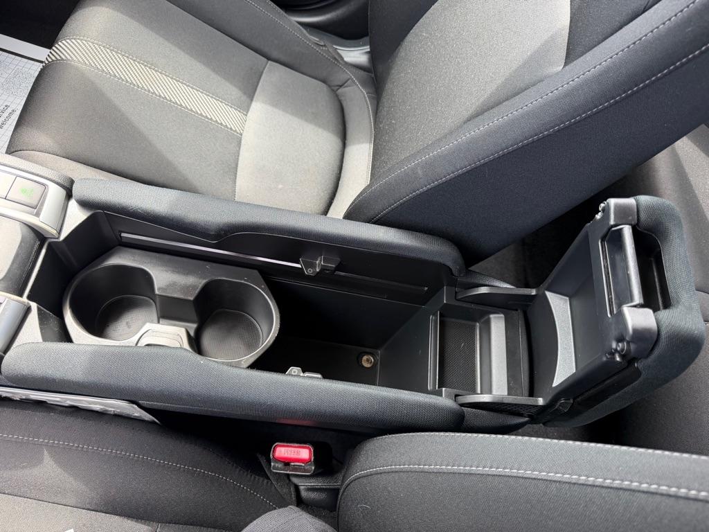 Honda Civic LX Sedan CVT 2017