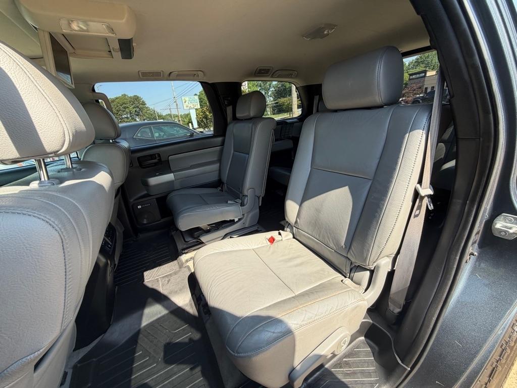 Toyota Sequoia SR5 5.7L 4WD 2008