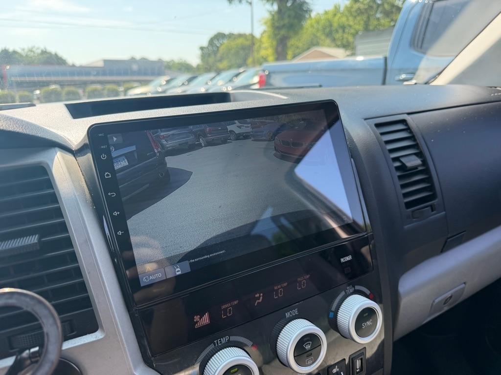 Toyota Sequoia SR5 5.7L 4WD 2008