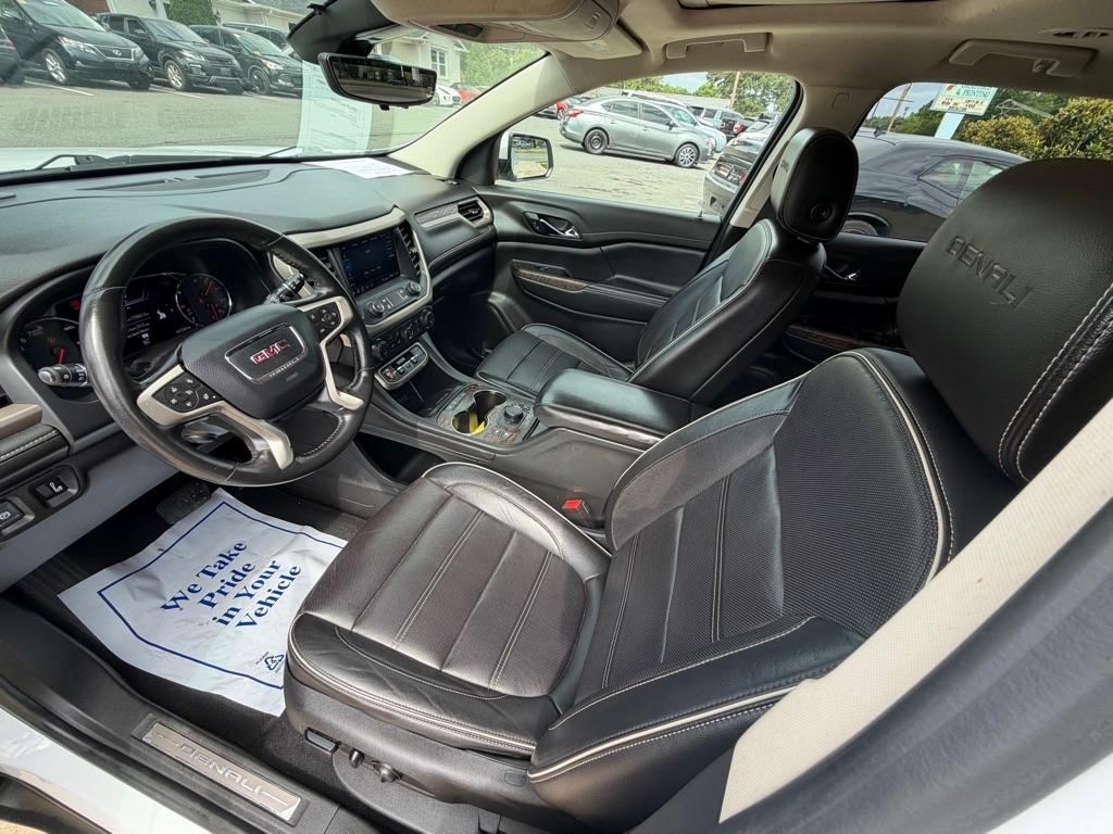 GMC Acadia Denali 2020