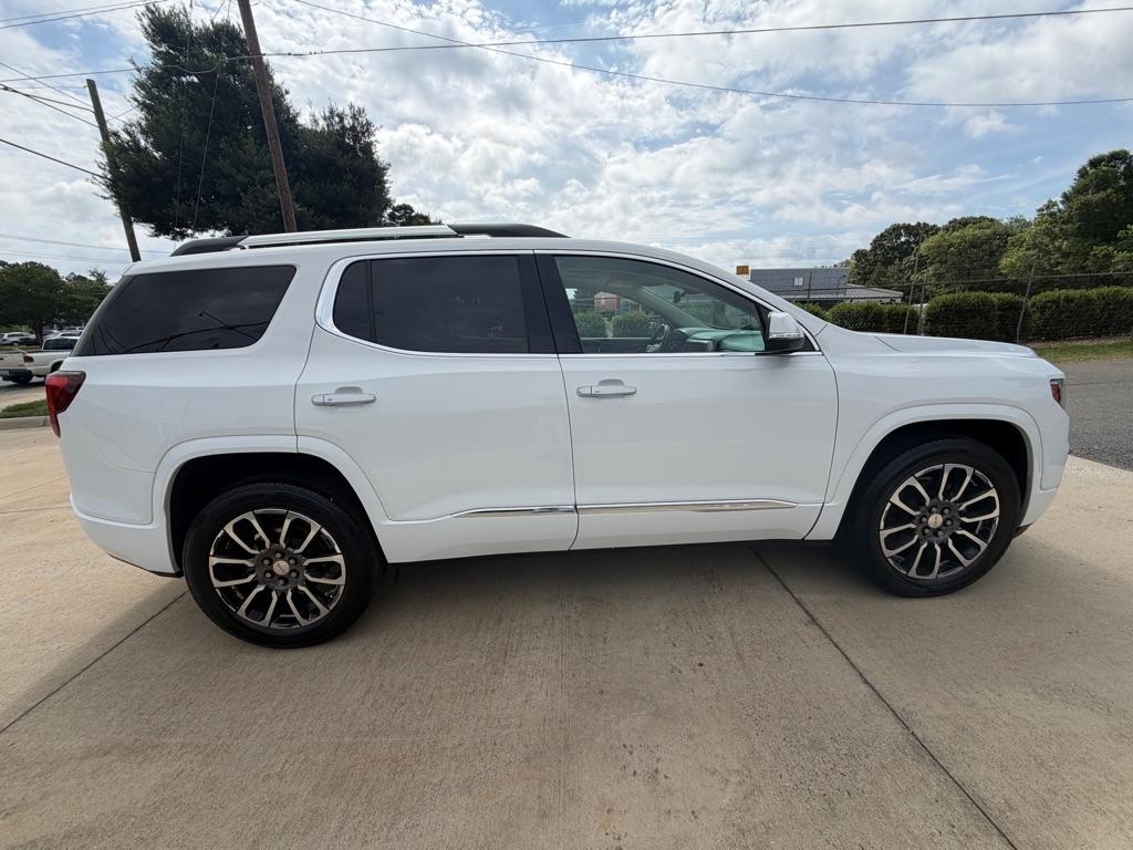 GMC Acadia Denali 2020