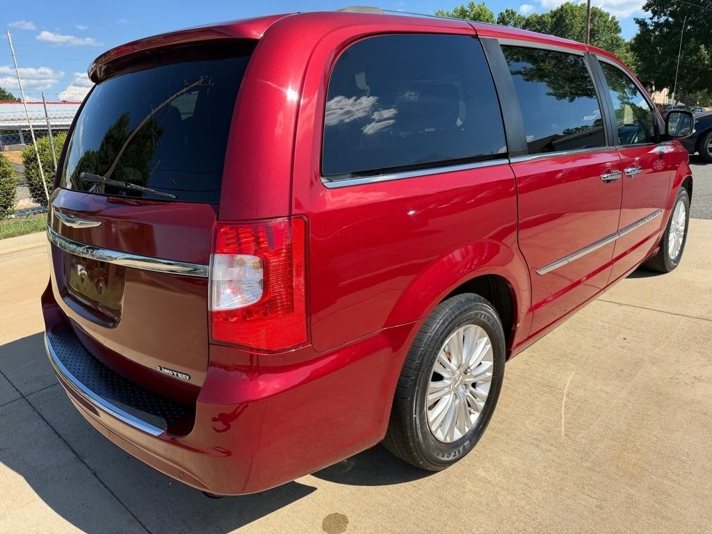Chrysler Town & Country Limited Platinum 2015