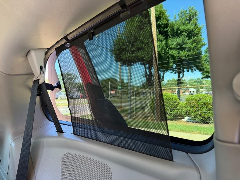 Chrysler Town & Country Limited Platinum 2015