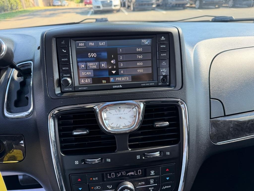 Chrysler Town & Country Limited Platinum 2015