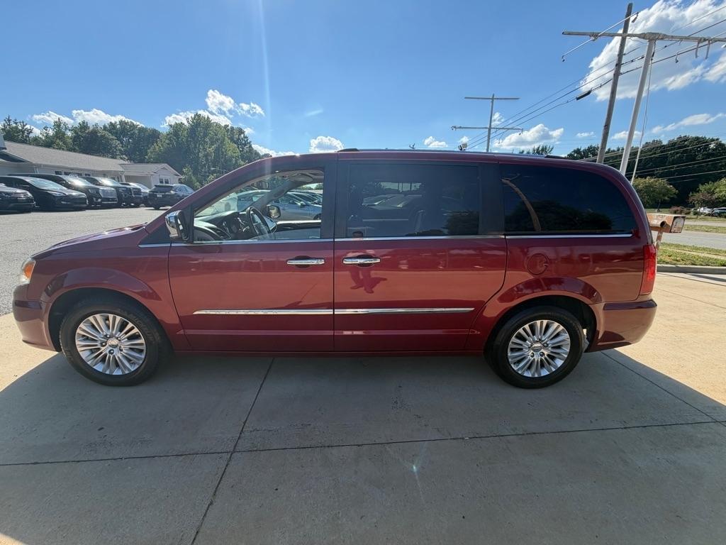 Chrysler Town & Country Limited Platinum 2015