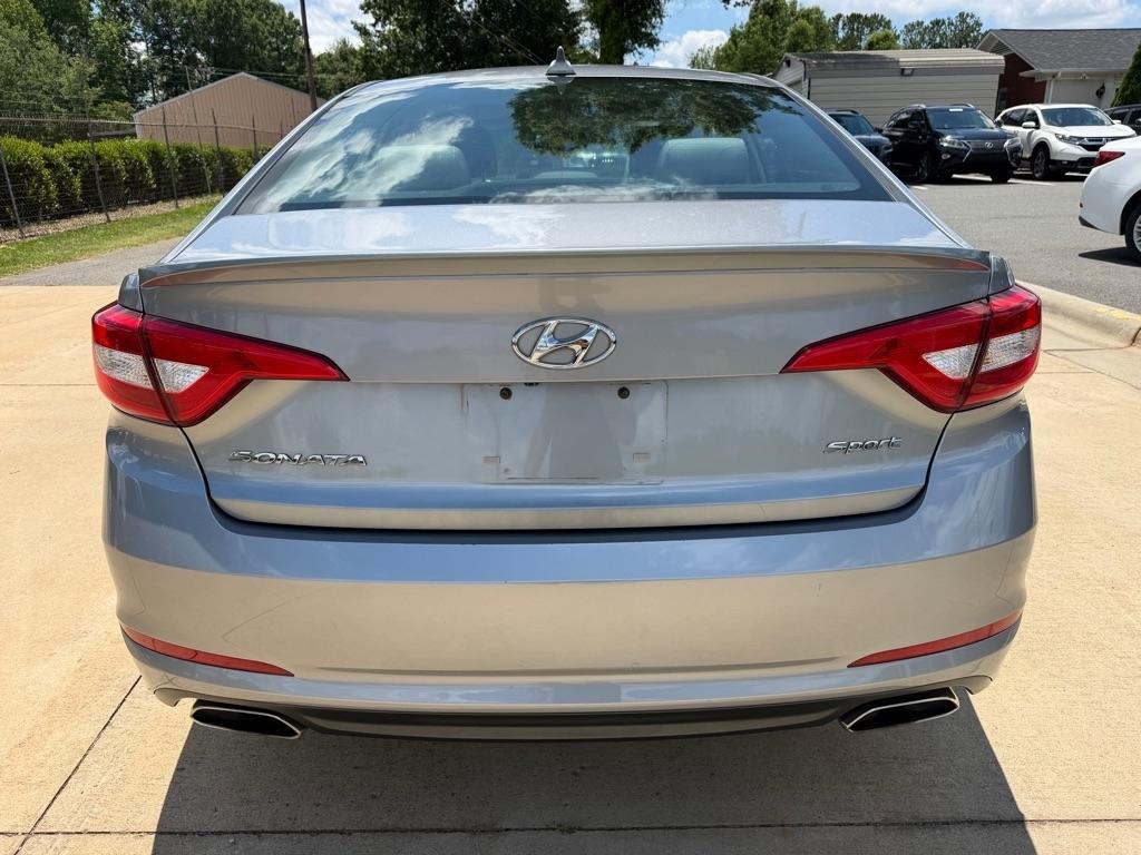 Hyundai Sonata  2016
