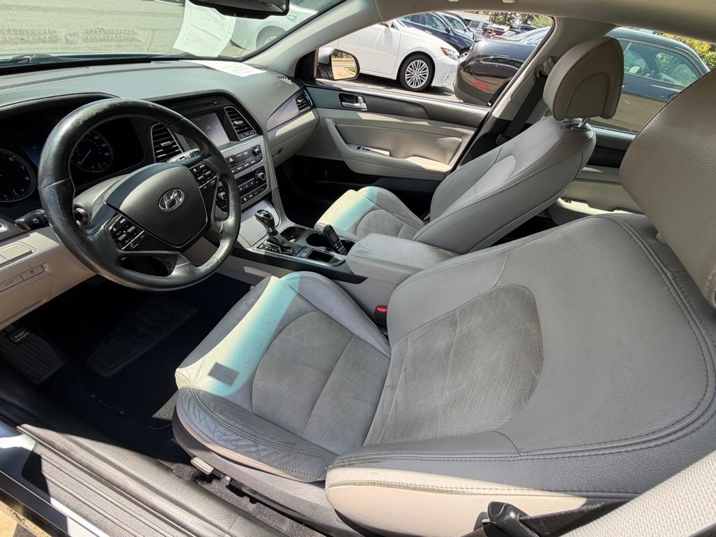 Hyundai Sonata  2016