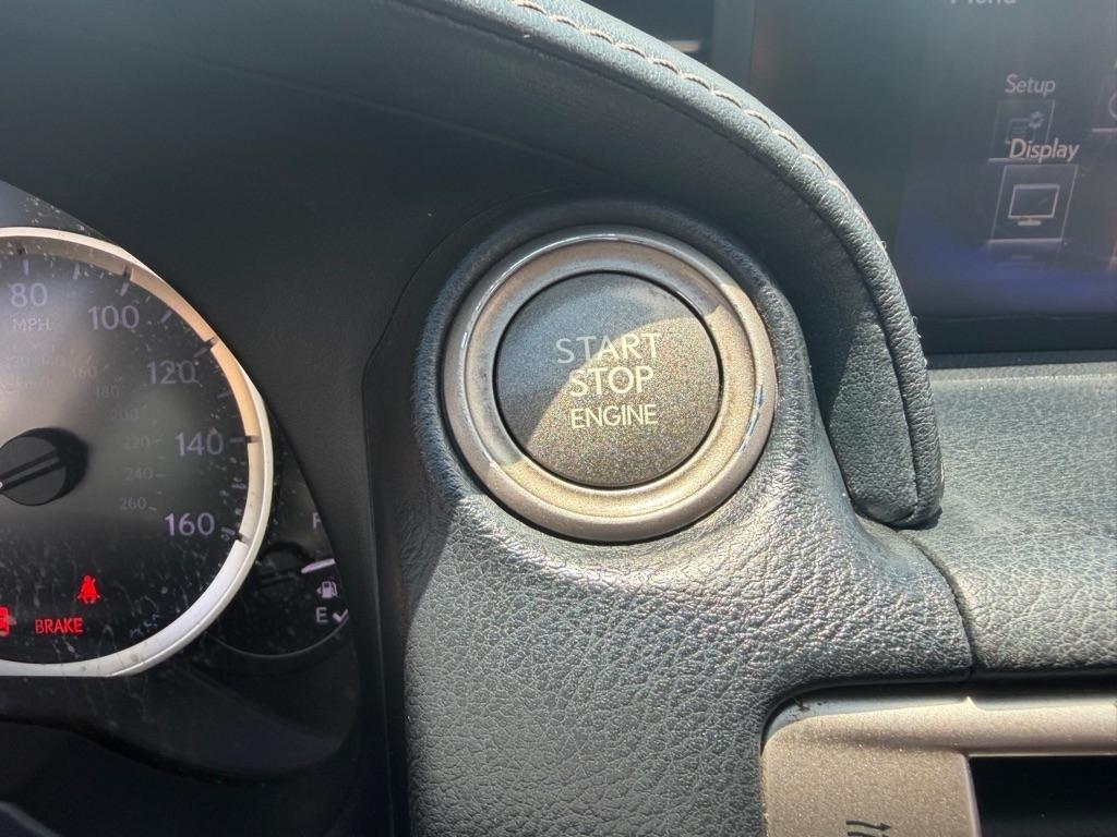 Lexus IS 250 RWD 2015