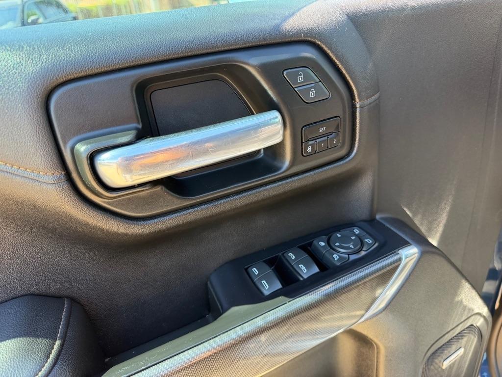 GMC Sierra 1500 AT4 Crew Cab Long Box 4WD 2020