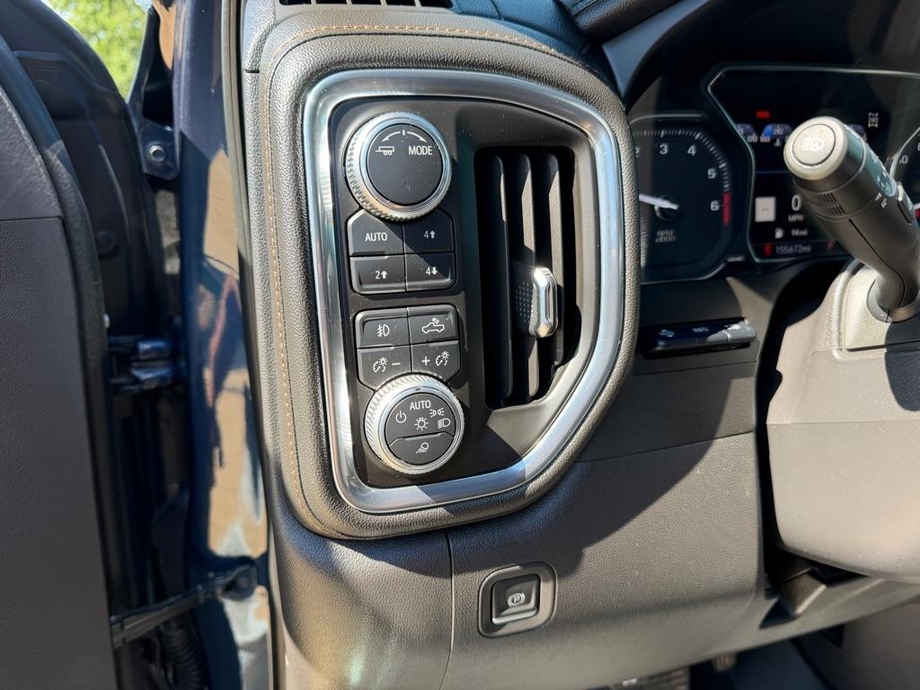 GMC Sierra 1500 AT4 Crew Cab Long Box 4WD 2020