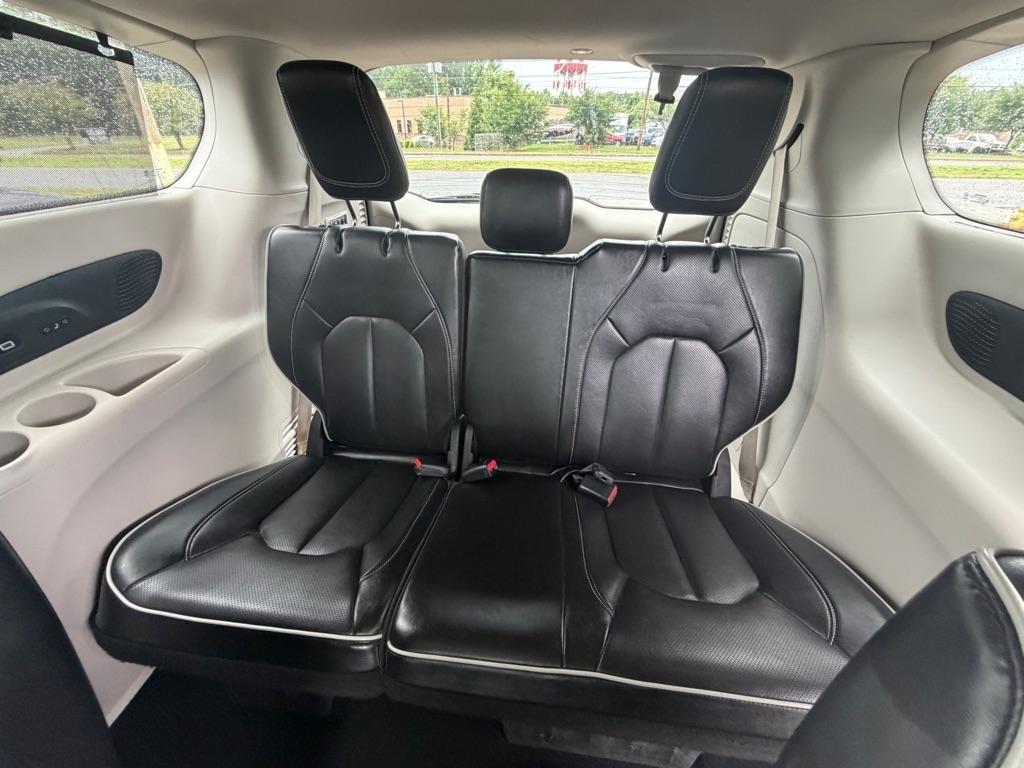 Chrysler Pacifica Limited 2022