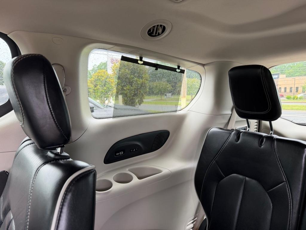 Chrysler Pacifica Limited 2022