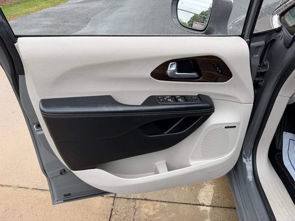 Chrysler Pacifica Limited 2022