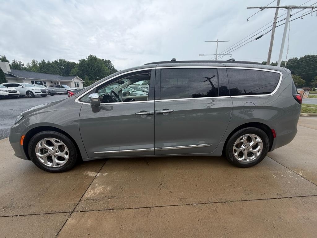 Chrysler Pacifica Limited 2022