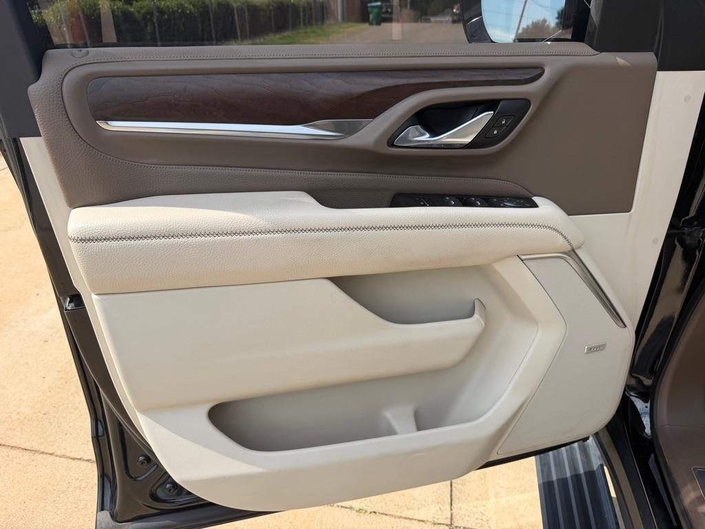 GMC Yukon Denali 4WD 2021