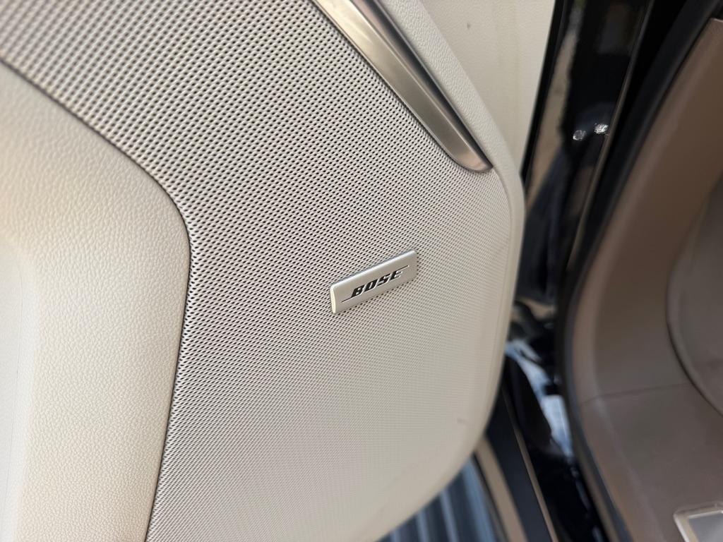 GMC Yukon Denali 4WD 2021
