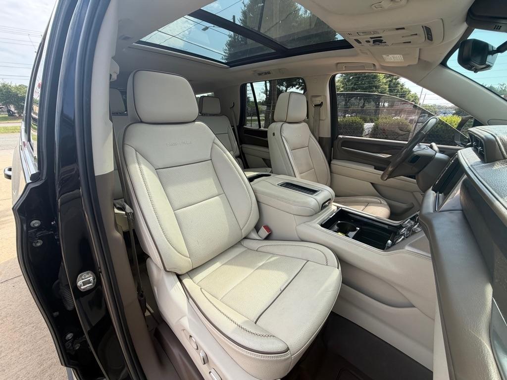 GMC Yukon Denali 4WD 2021