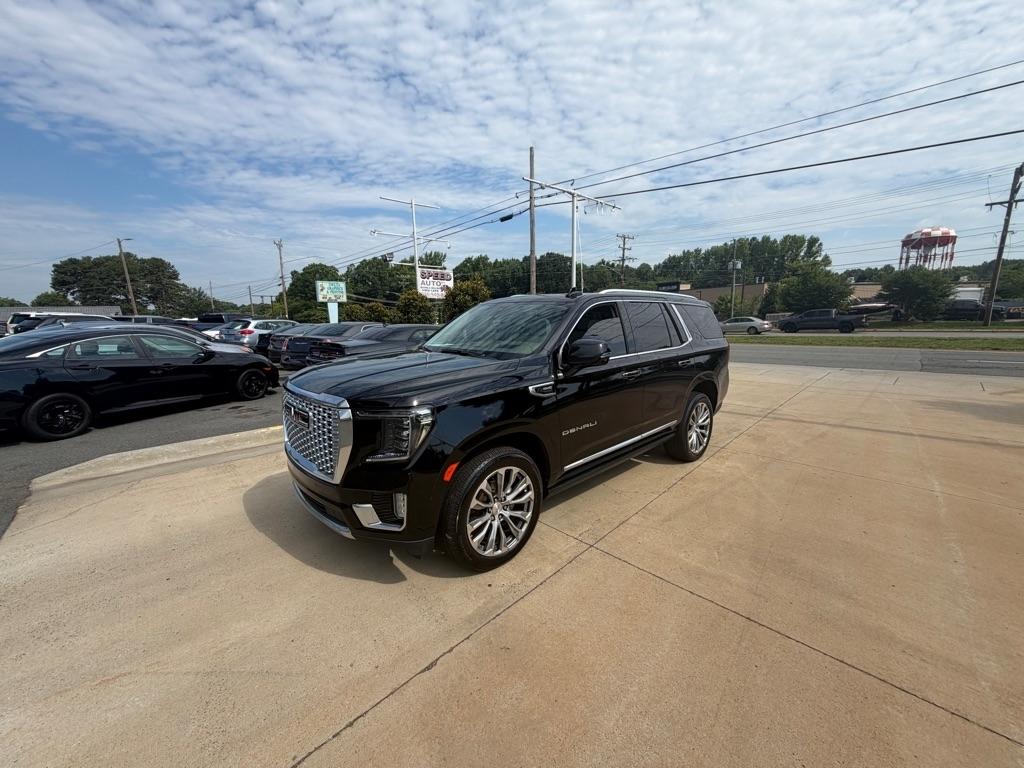 GMC Yukon Denali 4WD 2021