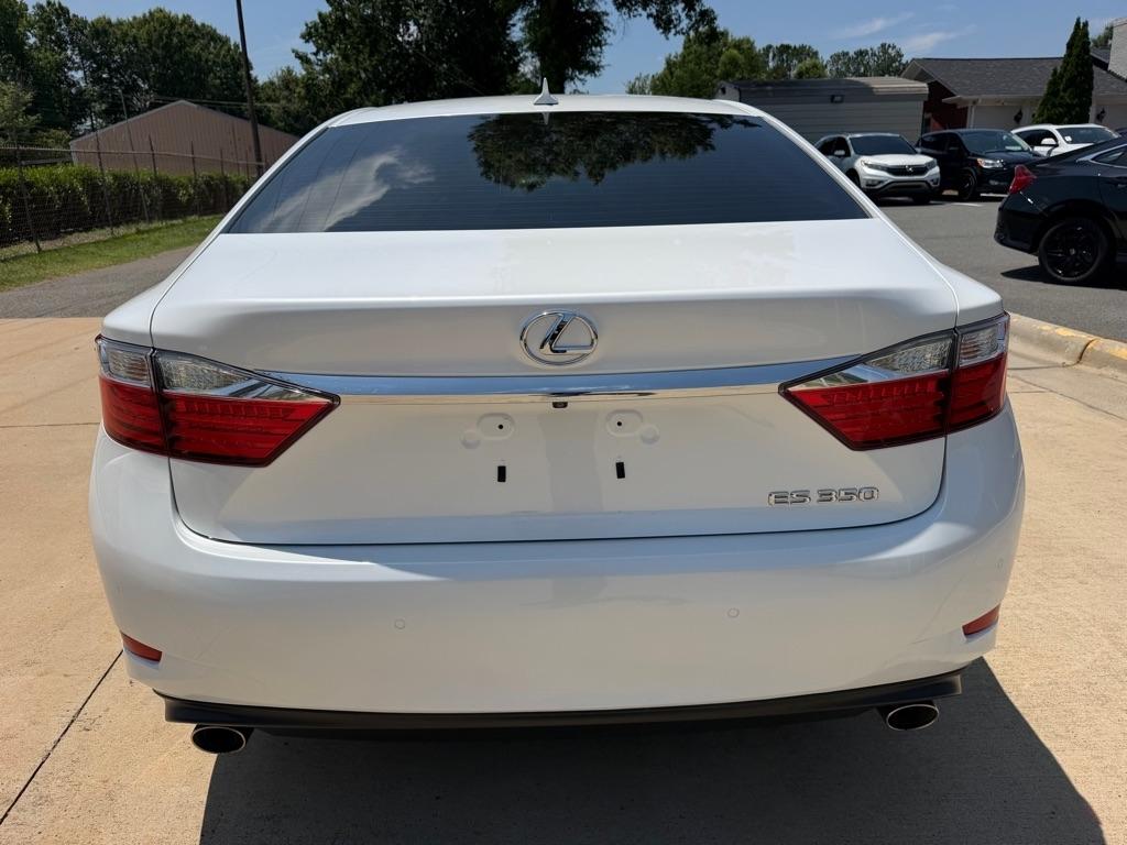 Lexus ES 350 Sedan 2013